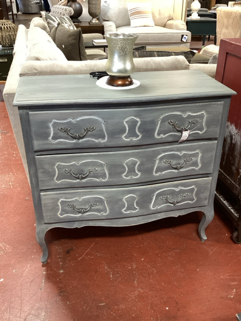 grey 3 drawer dresser French Provincial Bombe Disttressed Gray Chest 35