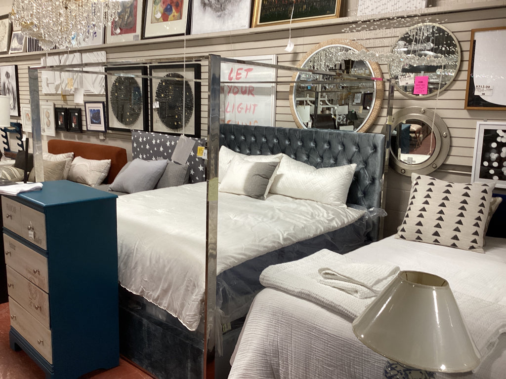 Modern Metal & Fabric King Bed with Tuffed Headboard HB/FB/Side/Slats