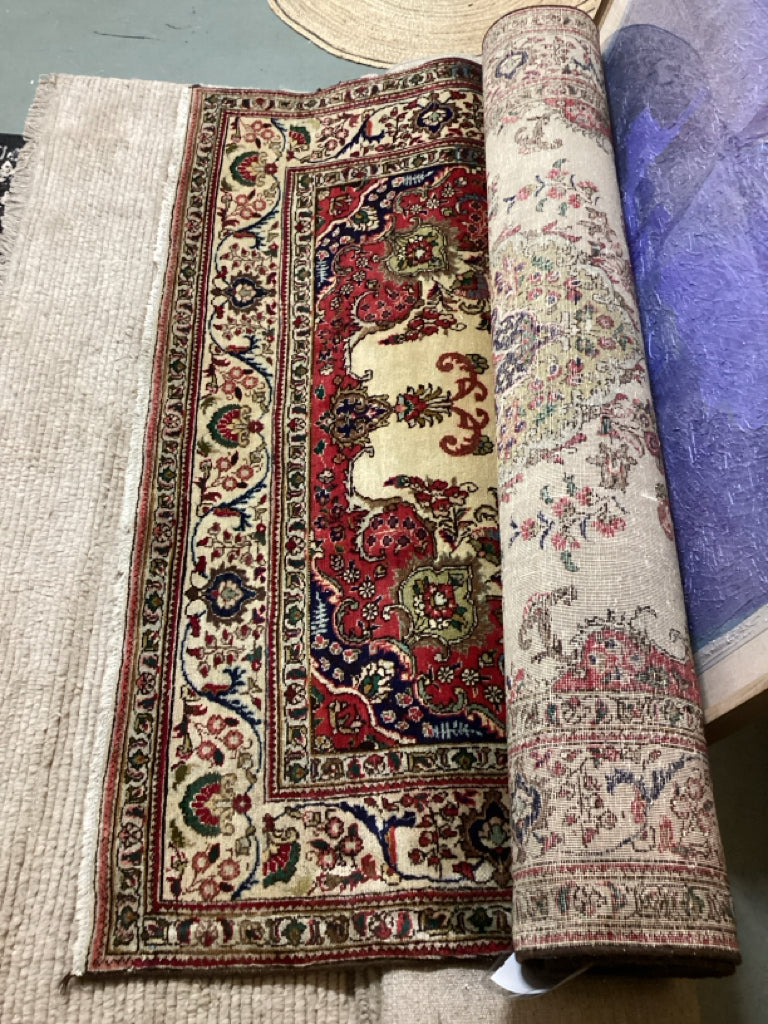 Persian Wool Rug / Tabriz multi color on cream 6'9" x 9'10"