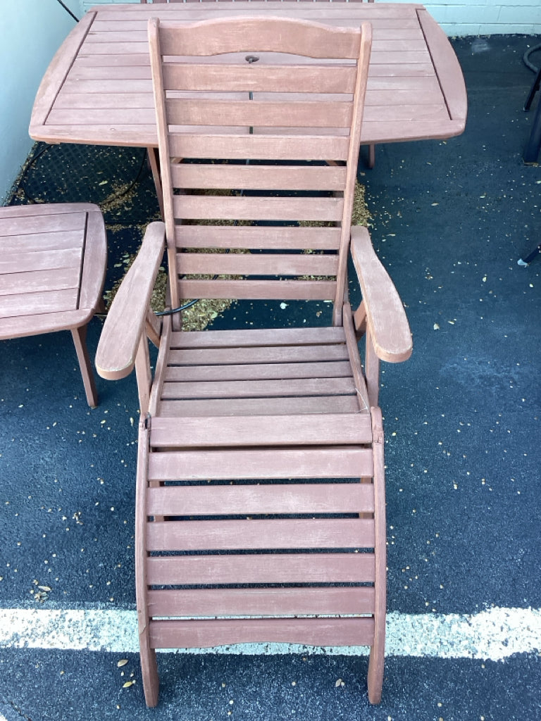 Outdoo Wood Chair/Rocker