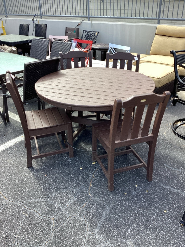L.L. Bean Round HDPE Lumber All Weather 48"D Patio Table & Four Side Chairs Set