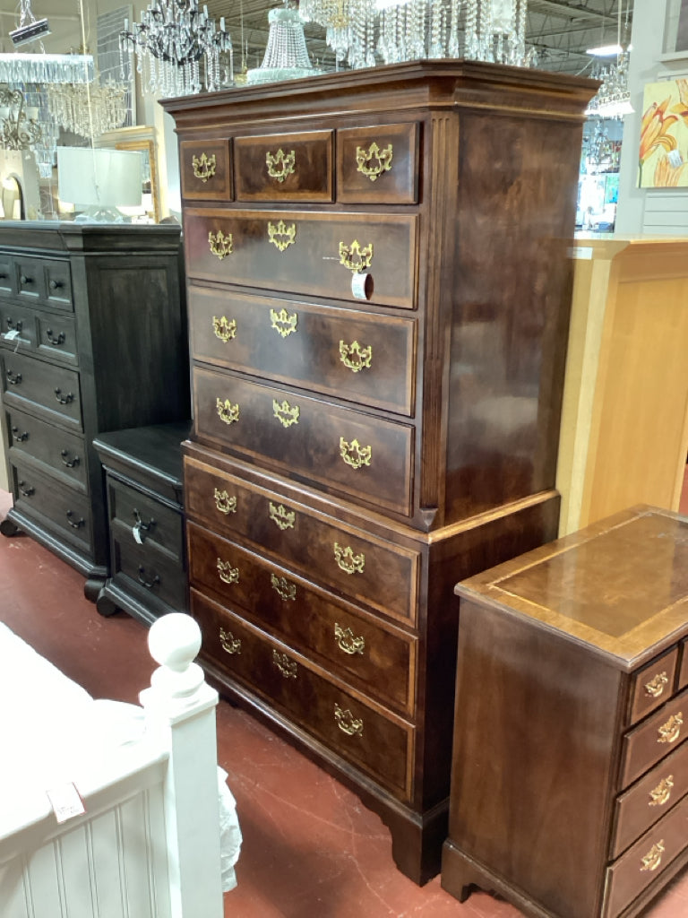 Henredon Aston Court Georgian mahogany highboy / 9 drwr 41 x 19 x 71