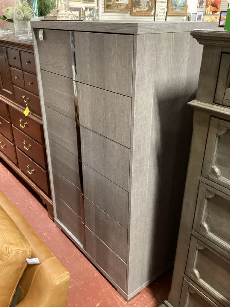 Gray 6-Drawer Italian Modern Chest of Drawers 35" x 20" x 57"