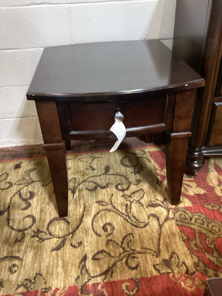 Dark Wood Rectangular End Table w/ One Drawer 28"L x 24"W x 24"H