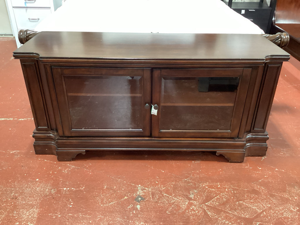 Media Cabinet/TV Stand, 2 Hidden Side Doors, 2 Interior Shelves 66x24x30