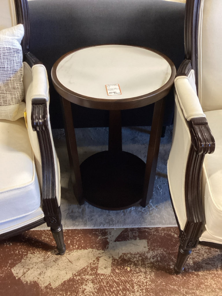 Havertys Round End Table With Insert 16" Round dcg2503B
