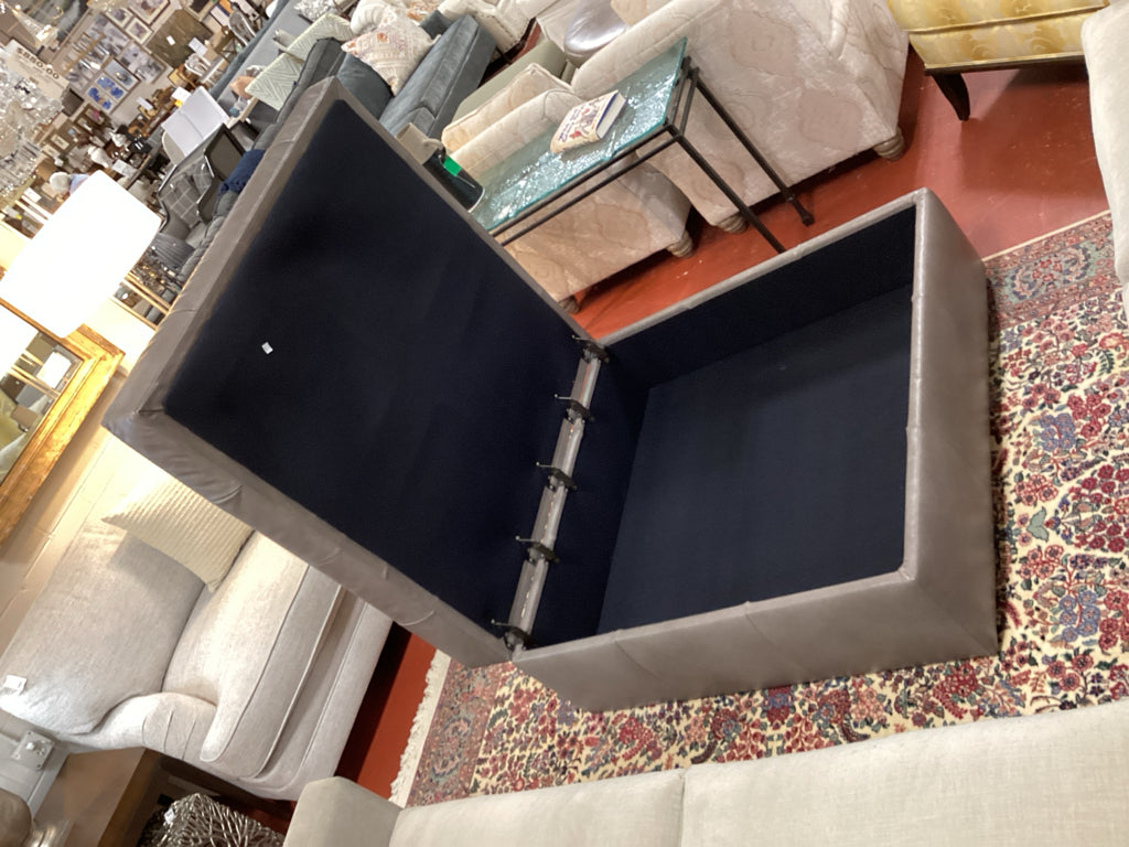 Bassett grey Leather storage Ottoman / 45 x 45