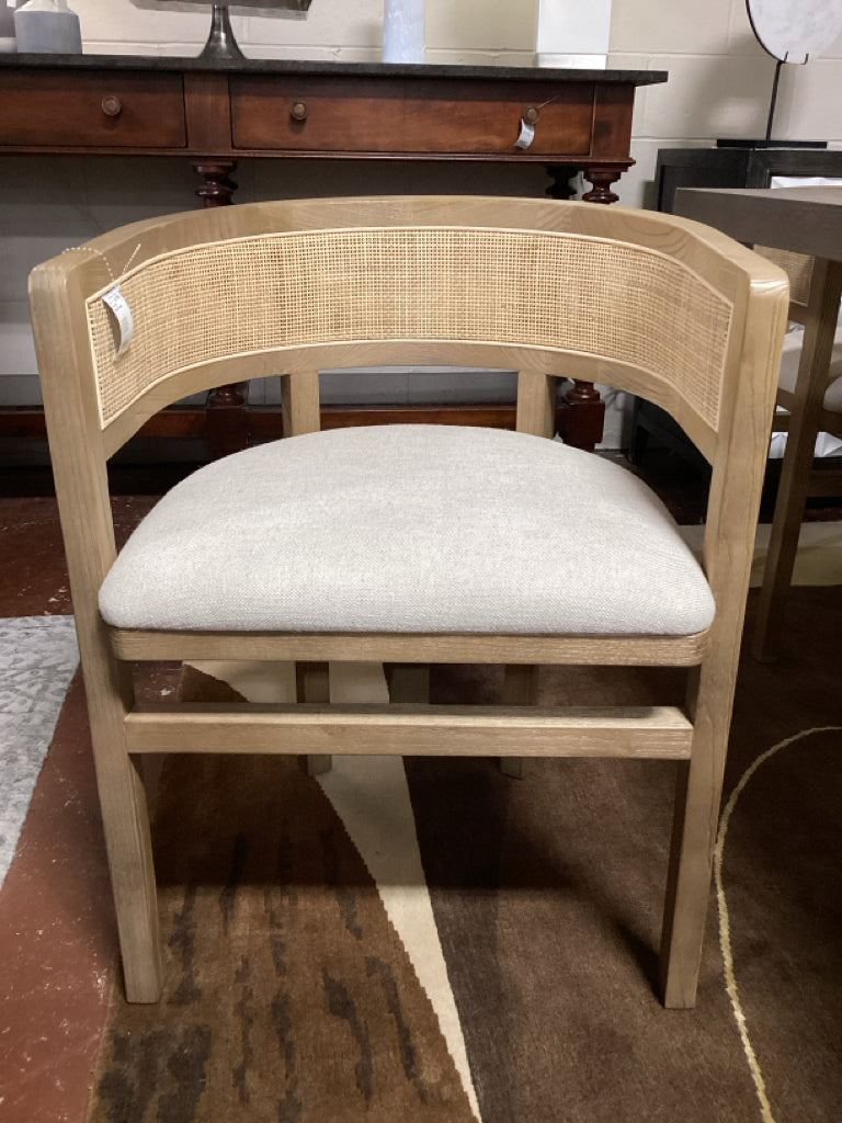 LuLu and Georgia Kairi Dining Chair 22.5" W x 21.25" D x 29.5 4AWAHJZN