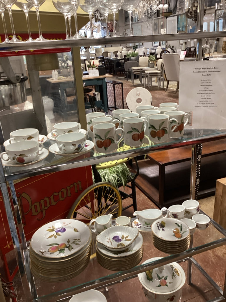 Royal Worcester Classic Evesham Gold Porcelain China  Set (57) Pieces