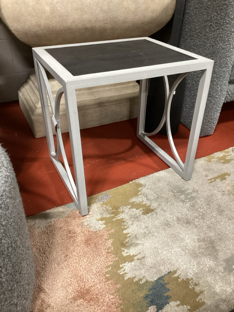 Castelle Outdoor Side Table 20x17x20