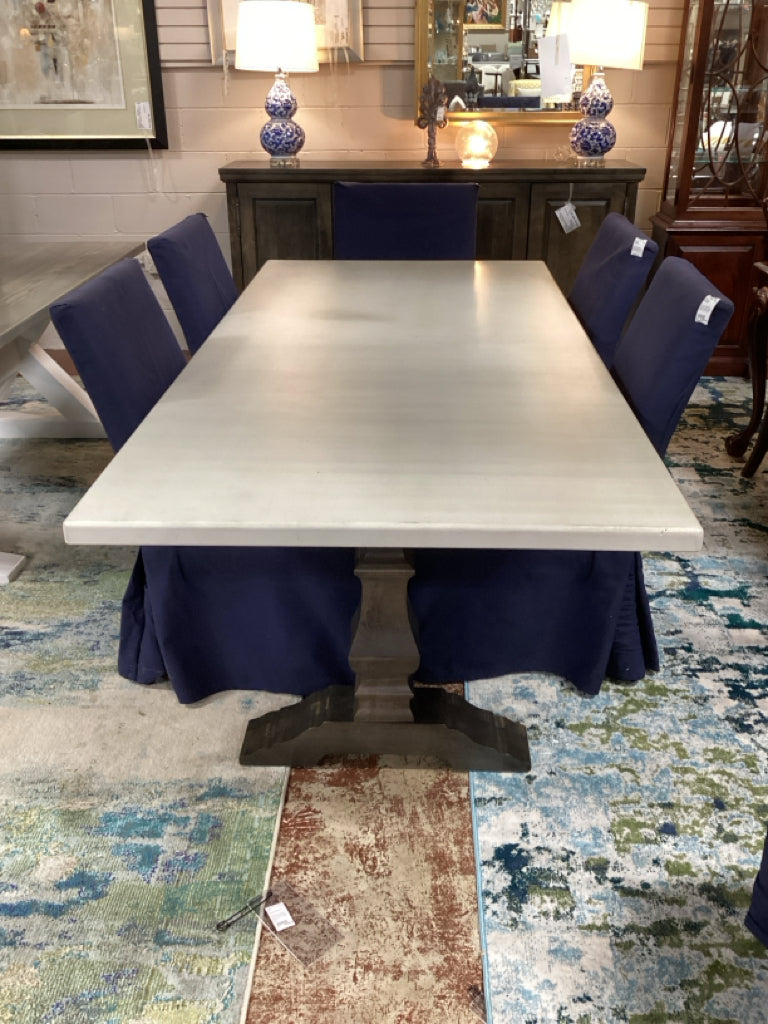 Bassett Harvest Dining Table w/ Greylan Base & White Distressed Top 90"L x 42"W
