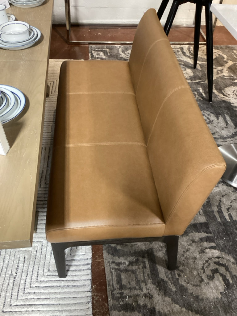 Castlery Carmel Bench/Storage 52"x24"Dx31.5"H 4QJ7EKGK
