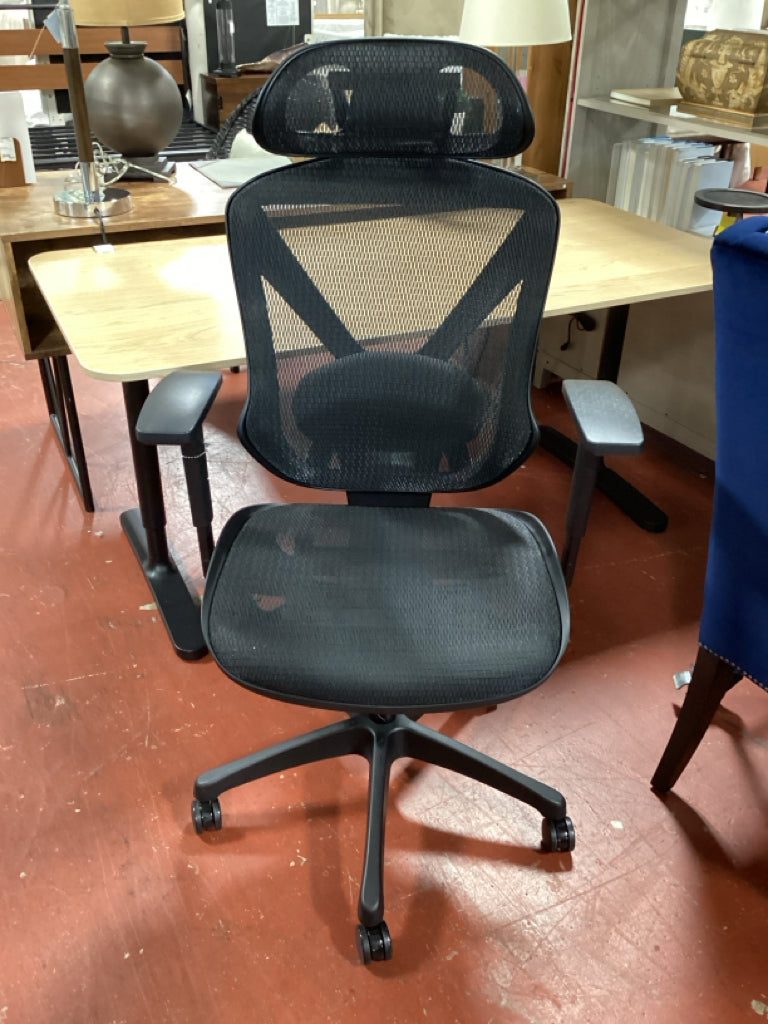 Dexley Ergonomic Mesh Swivel Task Chair