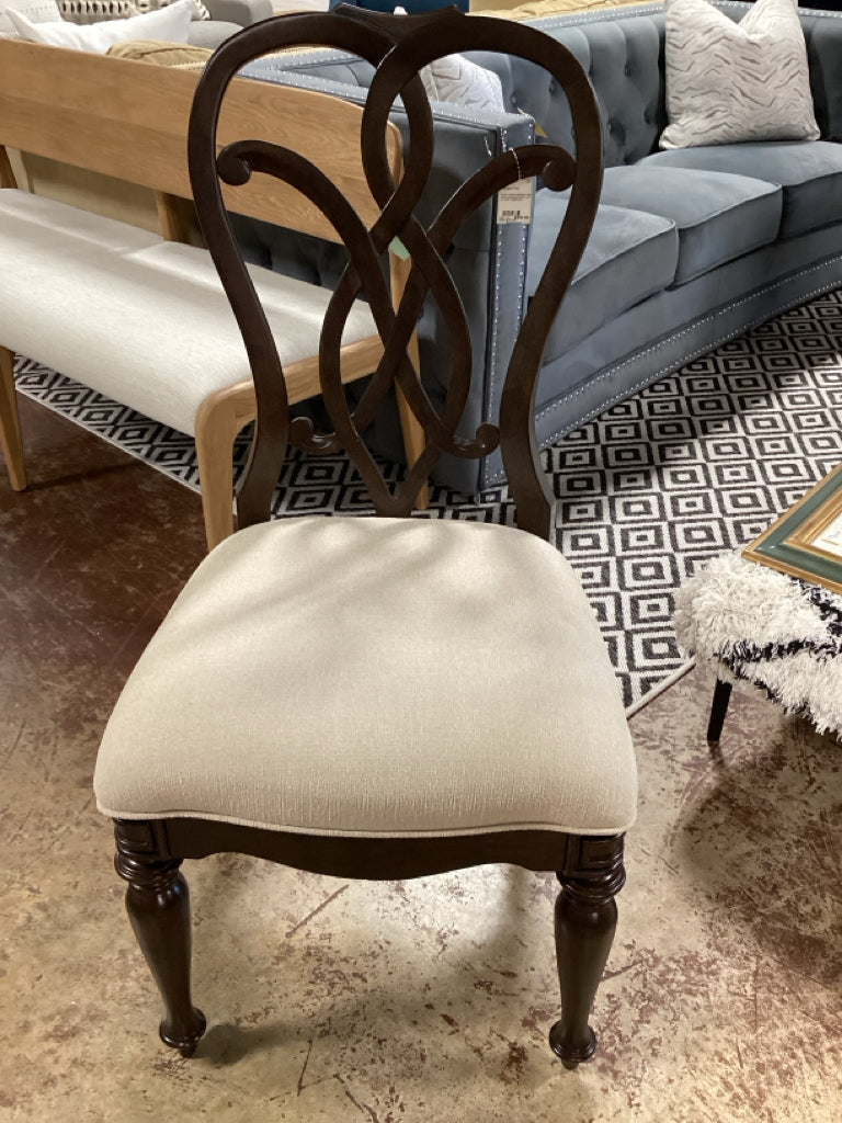 Hooker Leeburg Splatback Side Chair Upholstered 20" W x 26" D x 40.5" H9D67L2EY