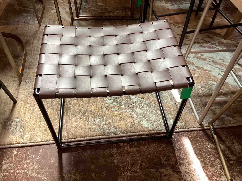 Mercana Clarissa 22.0L x 16.0W x 16.5H Brown Leather Woven  69357   B4RQD6BD