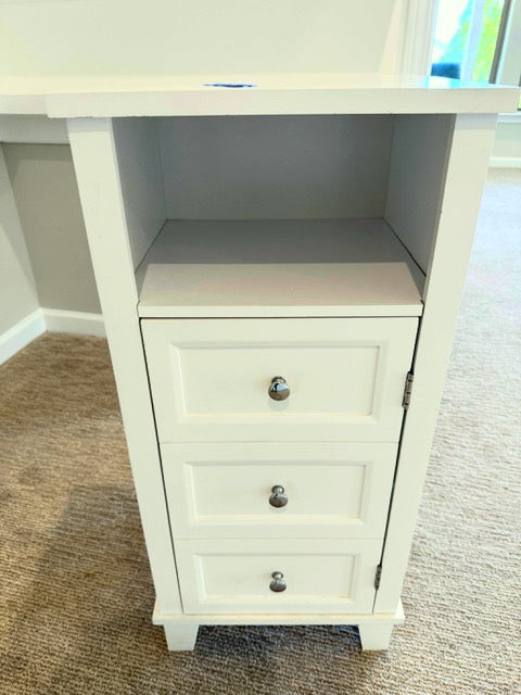 WHITE Misc.  Cabinet 1 Door 15x13x32