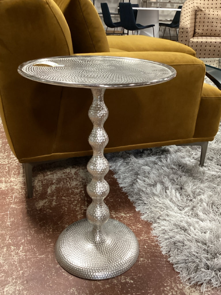 Hammered Silver Sidetable 15.5"
