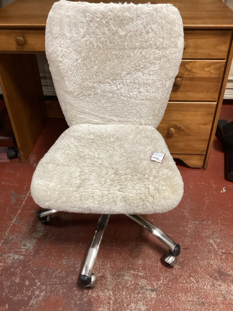 Pottery Barn Office Chair Faux Fur Swivel w/ Chrome Base