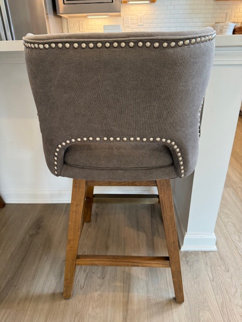 UPHOLSTERED NAILHEAD WING BACK SWIVEL COUNTER STOOl