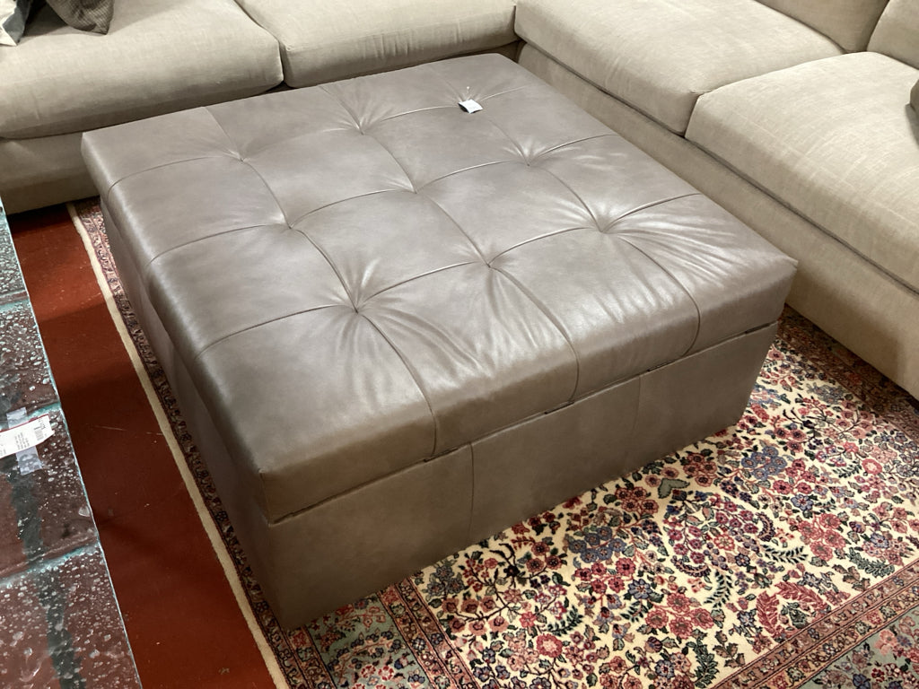 Bassett grey Leather storage Ottoman / 45 x 45