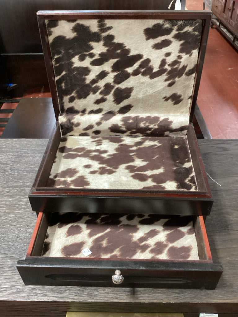 Western style treasure box / 1 drawer / cowhide lining