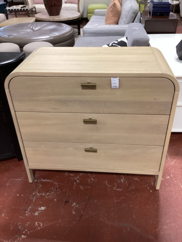 Brooke 3-Drawer White Washed Oak Dresser 36