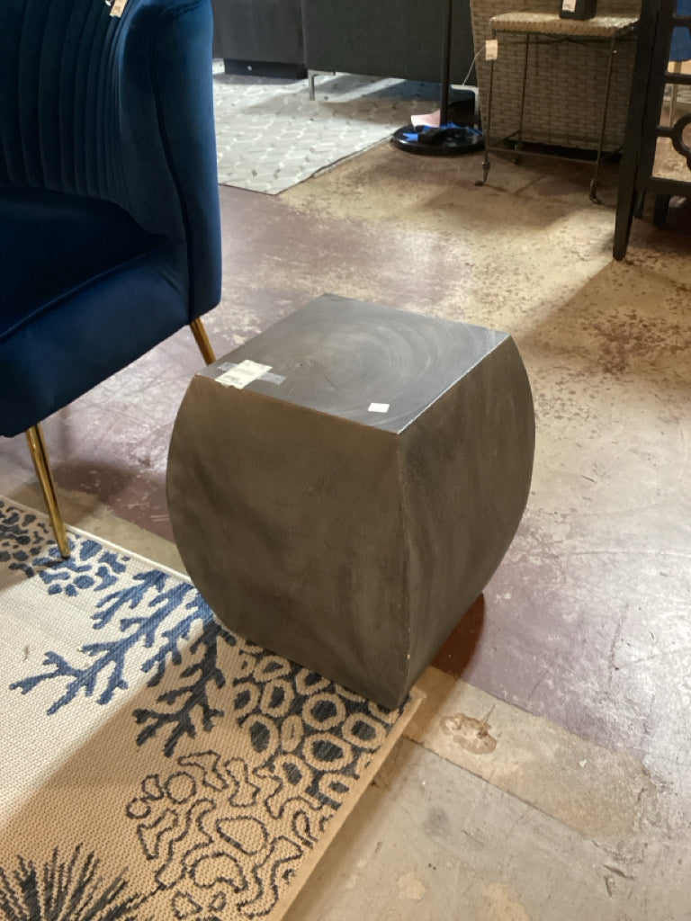 Bowed Square End Table 11" Sq 18" H
