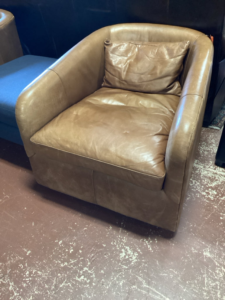 Bernhardt swivel Barrel Chair Leather BROWN
