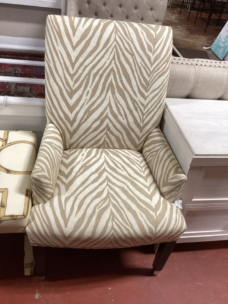 Williams Sonoma Amelia Cream and Tan Stripe Arm Chair 27X22X40