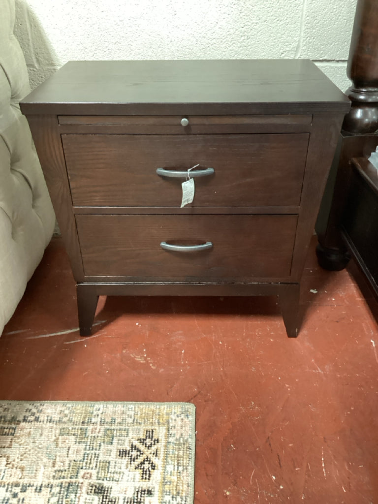 Ethan Allen Mahogany Nightstand Two Drawers One Shelf 26 x 14.5 x 25"