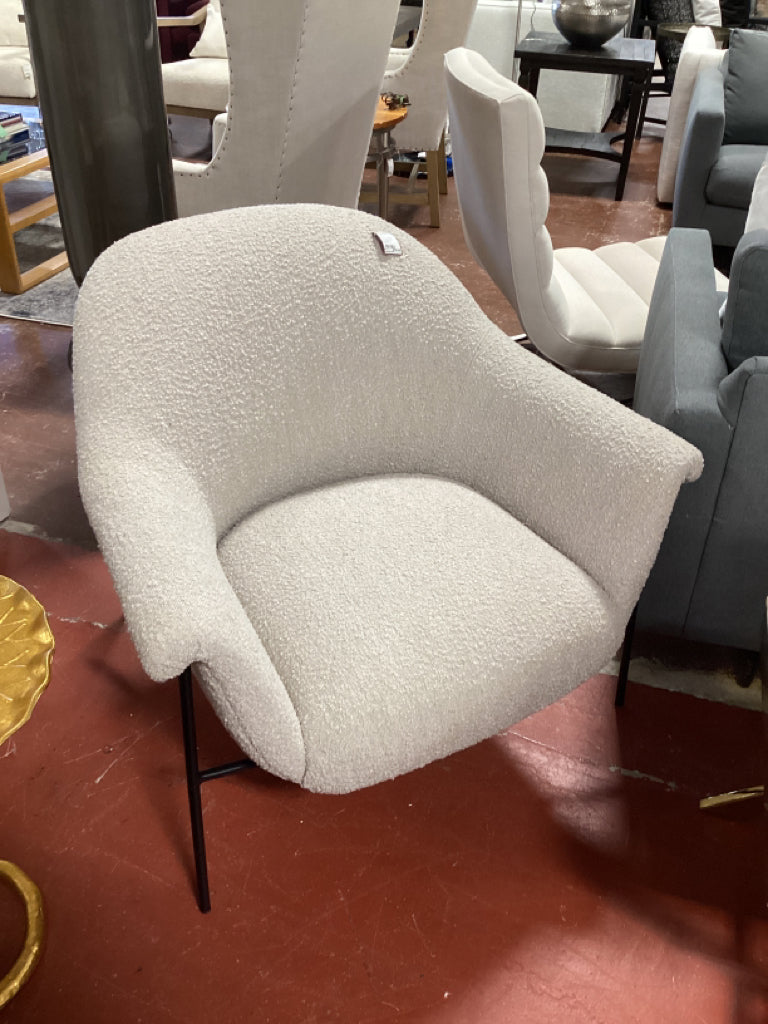 Lulu and Georgia Penelope Accent Chair 35W 31H 4D5WXRFJ