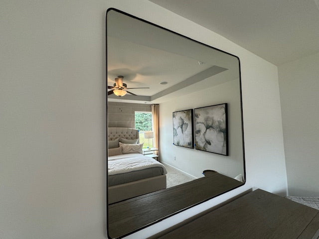 Rounded square mirror 54x54