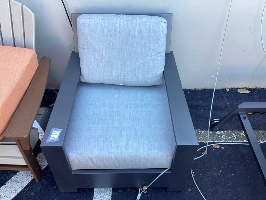 Restoration Hardware Outdoor Chair/ alluminum base /grey cushions (with cover)