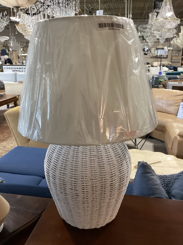 White wicker lamp / white shade / 27" tall