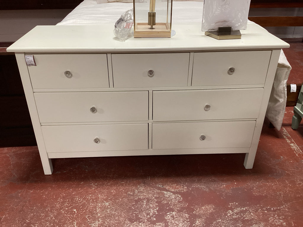 Pottery Barn Kids 7-Drawer Classic White Dresser 54