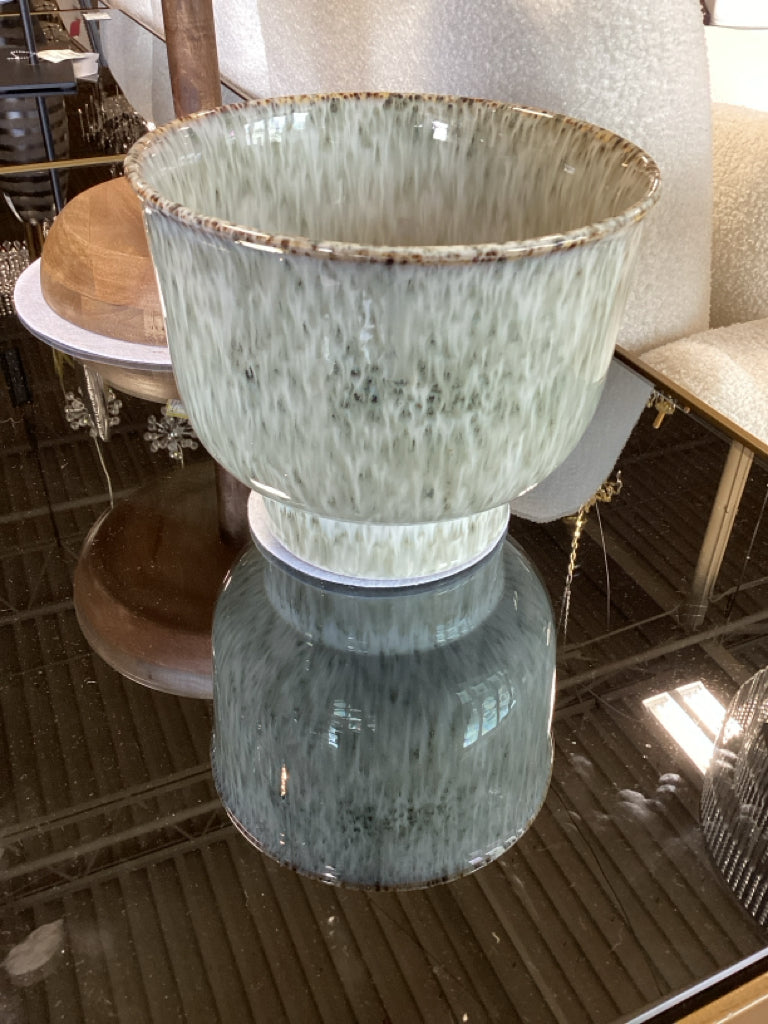Accent Decor Multicolor Hayden Pot 8.25"D x 7"H