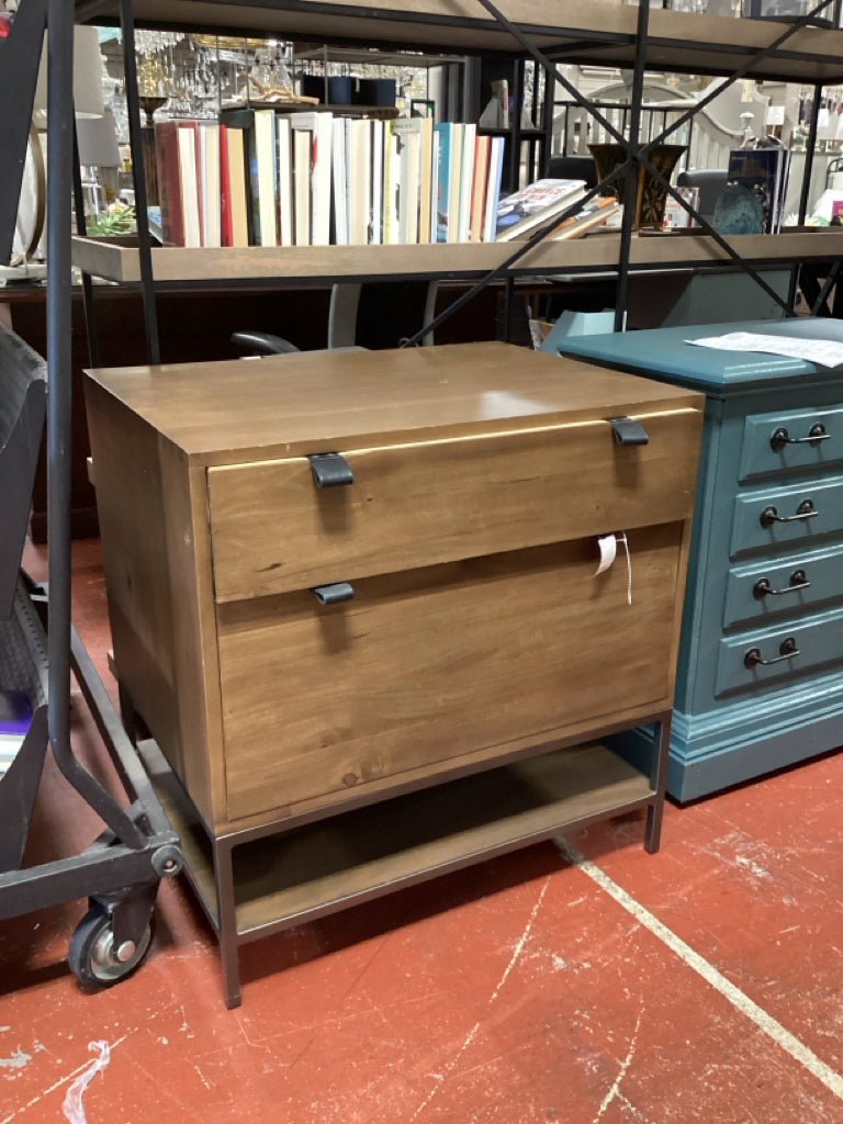 Lateral File Cabinet 1 Drawer 1 Vertical File 30x22x31 As Found