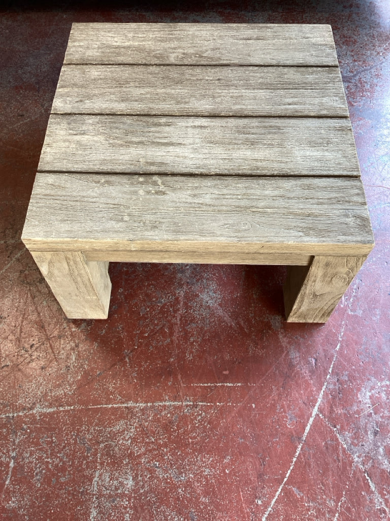 Reclaimed wood rustic outdoor coffee table 26 x 26 x 15