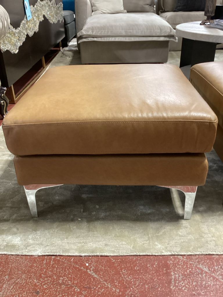 The Nomad Leather Ottoman in Camel 25" W x 25" D x 16" H 5WUCP9UJ