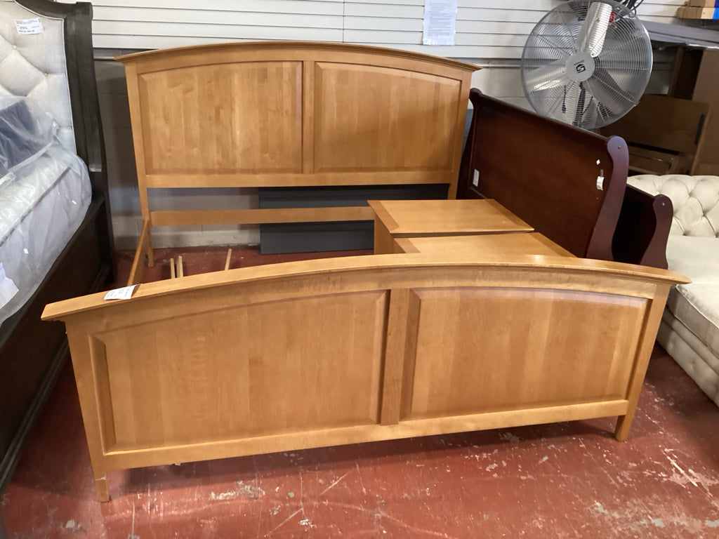 King Shermag Tuscany Maple Bed HBFB Rails