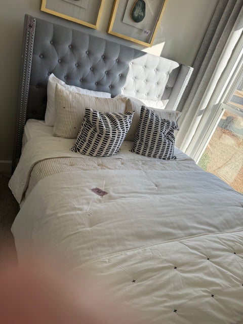 Comforter Cream and White, Green and White , 2 Shams