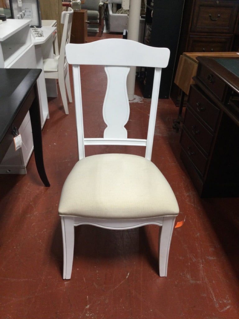 Madison Natural White Legacey Chair