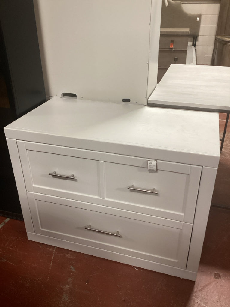 Lateral File Catalina Cottage 40 L 20 W 30" H 3 Drawers