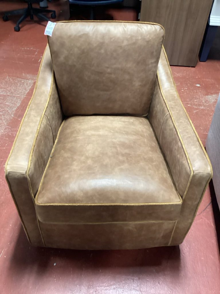 Olivia/Quinn Puzzle Swivel Leather Chair 28.5"W 33"D 34.5"H 5XMJD2NT