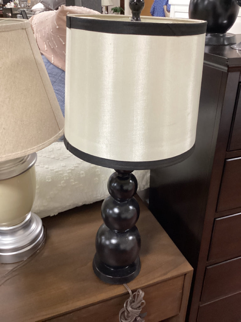 PAIR Black Wood Tablelamps with Shades