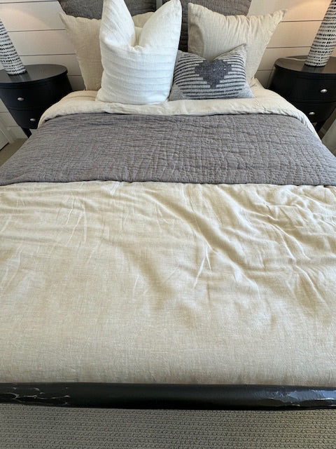 Queen Comforter and 2 Shams