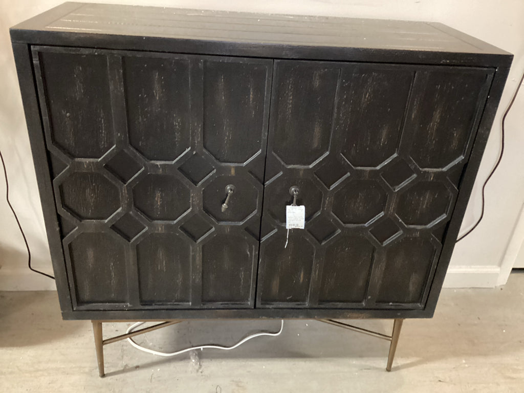 Madison Park Hanley 2 door Cabinet / medal base/ 36 x 14 x 35 high