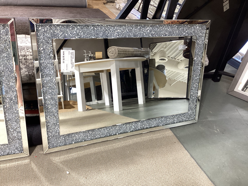 Mirror / Lighted glam mirror 32 x 47