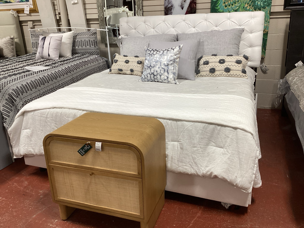 King Tufted Upholstered Bed, HB FB