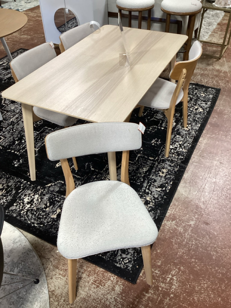 Set of Four Chazz MCM Dining Chairs w/ Rubberwood Frame 19.5"W x 19.5"D x 31.5"H